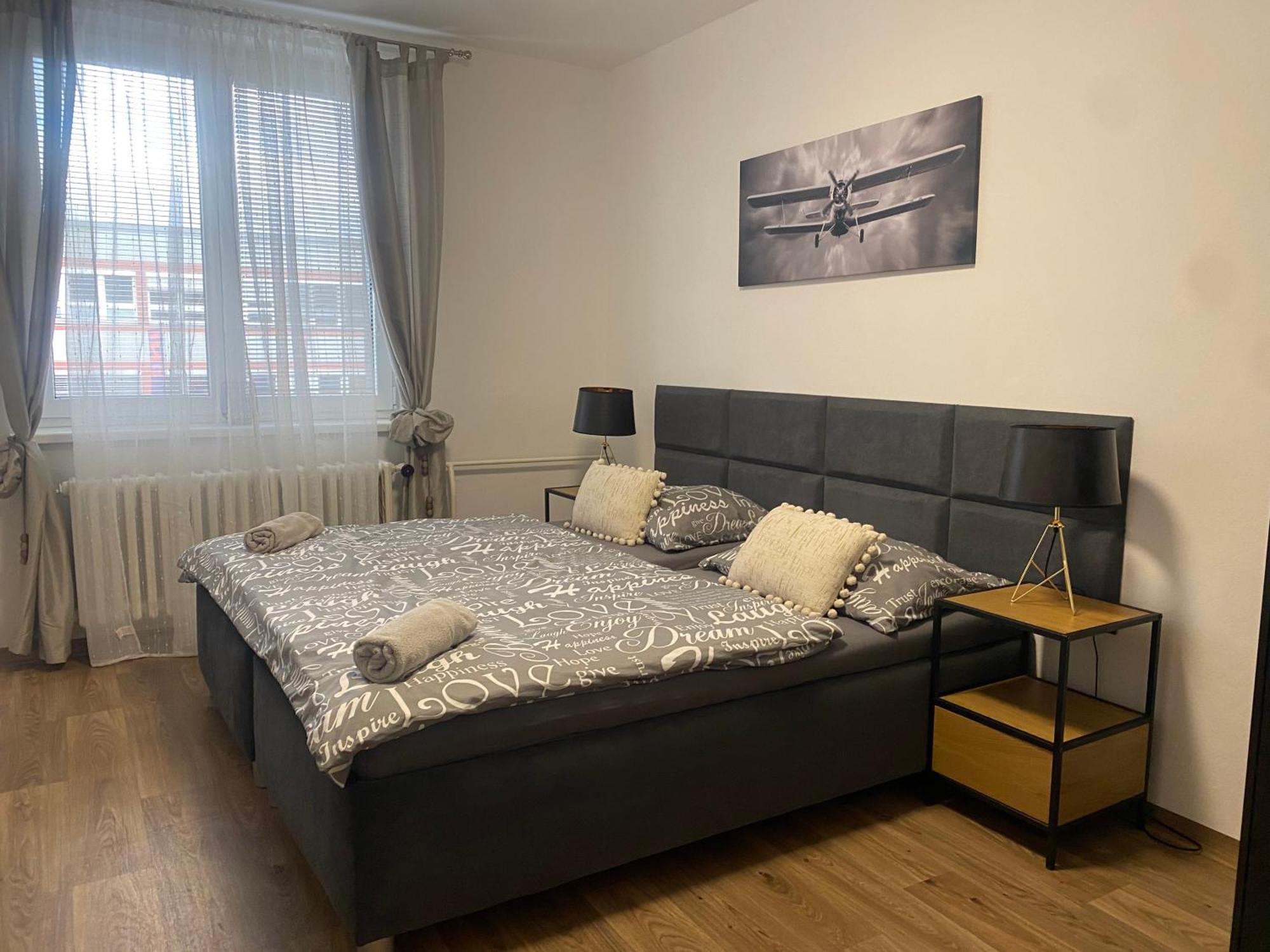 Cerna Ruze - Apartman 3 Пльзень Экстерьер фото
