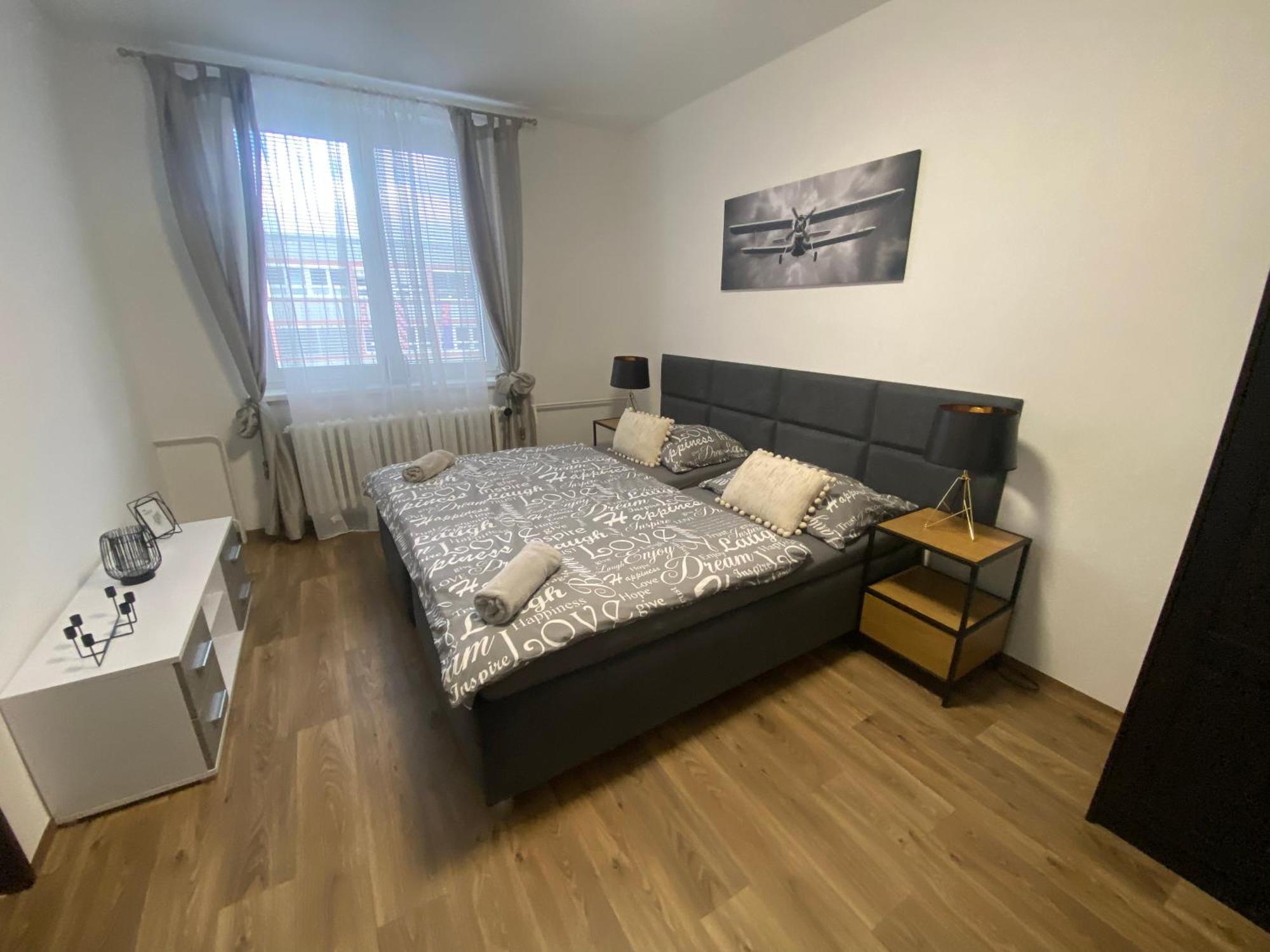 Cerna Ruze - Apartman 3 Пльзень Экстерьер фото